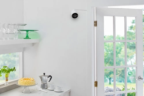 Lorex W482CAD-E 2K QHD Indoor/Outdoor Wi-Fi Security Camera