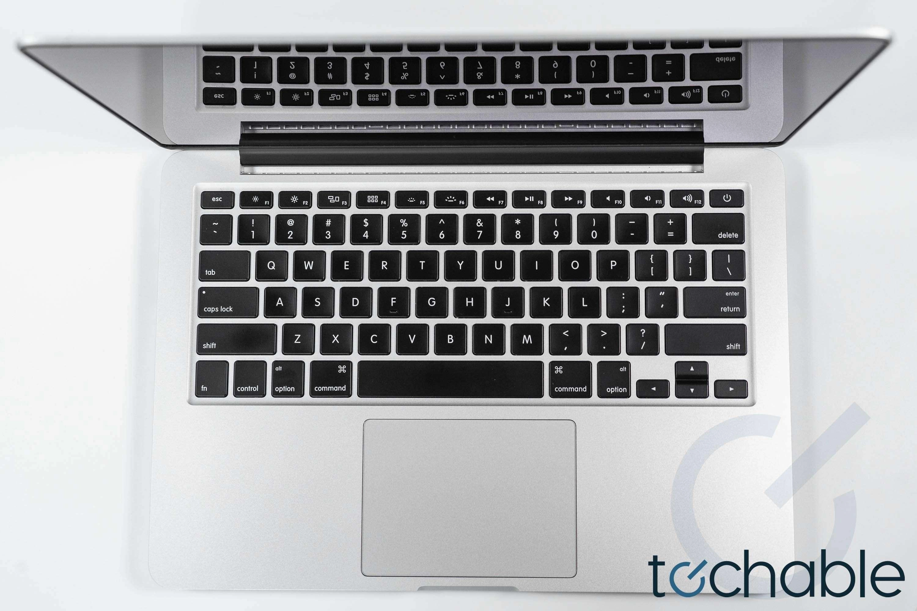 MacBook Pro (Early 2015) 13-Inch - 2.7GHz Core i5 - 16GB RAM - 2TB SSD
